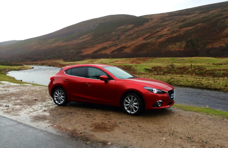 Review 14 Mazda 3 2 2 150ps Sport Nav Diesel Inside Lane