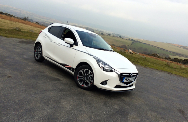 Review 15 Mazda 2 1 5 90ps Sport Nav Inside Lane