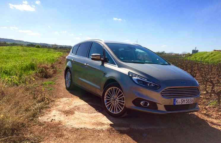 Review 15 Ford S Max 2 0 Ecoboost Scti 240ps Titanium Inside Lane