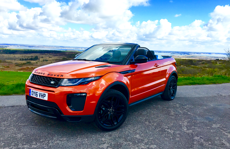 Range Rover Evoque Convertible Interior  : Its Distinctive Lines Exude Confidence, Individuality The Range Rover Dna Is Communicated Throughout The Interior By The Superb Detailing, Strong Lines And Clean Surfaces Combined Seamlessly.