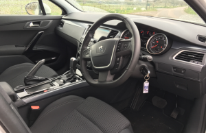 2016 Peugeot 508 inside