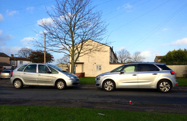 Citroen C4 Picasso old and new