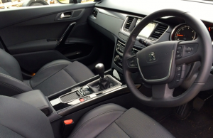 2015 Peugeot 508 BlueHDi 150 Allure inside