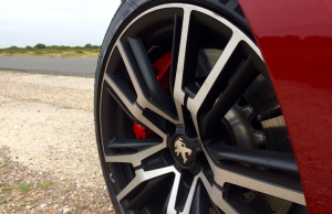 2015 Peugeot RCZ R THP 270 wheel