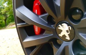 2015 Peugeot 208 GTI wheel